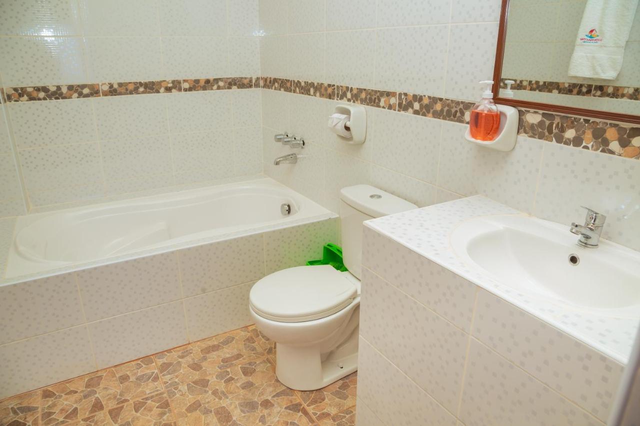 Luquina Utama Lodge 외부 사진