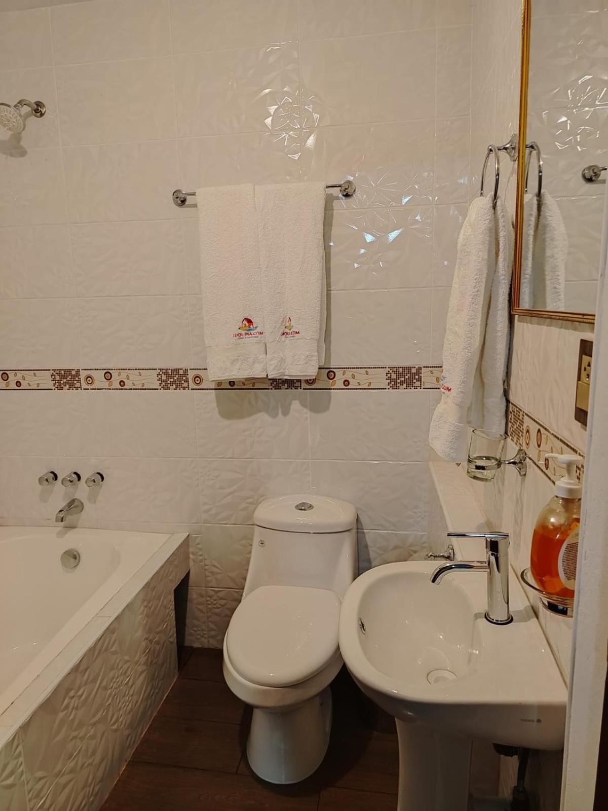 Luquina Utama Lodge 외부 사진